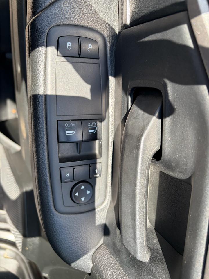 RAM 2500 Tradesman Regular Cab 4WD 2021