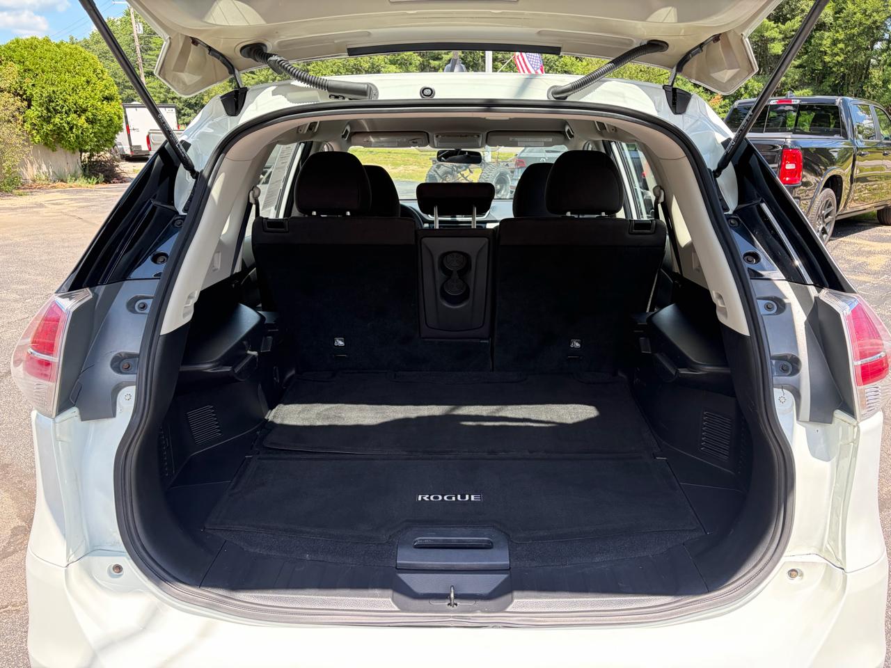 Nissan Rogue S AWD 2015
