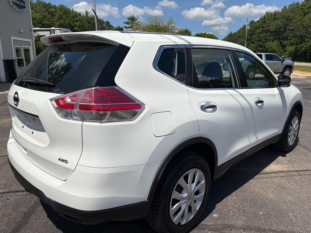 Nissan Rogue S AWD 2015