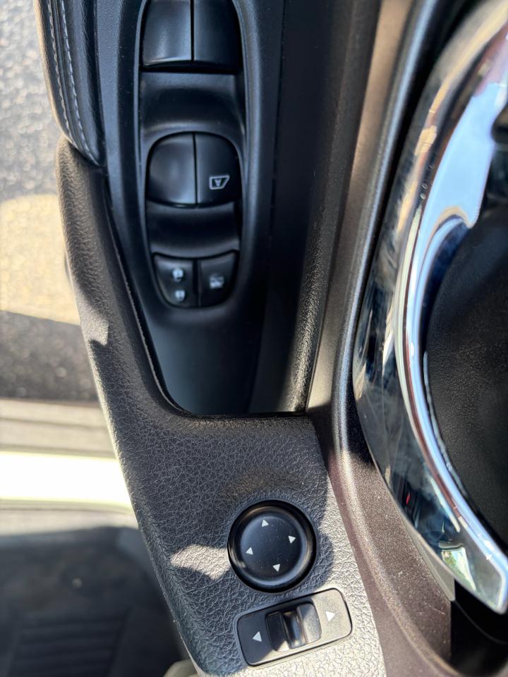 Nissan Rogue S AWD 2015