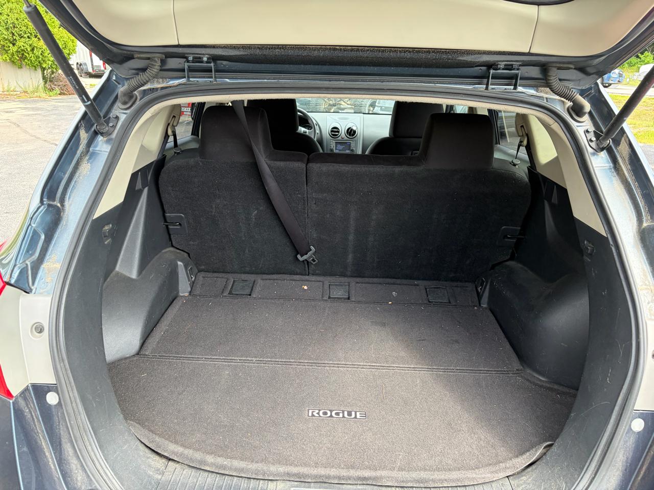 Nissan Rogue SV AWD 2013