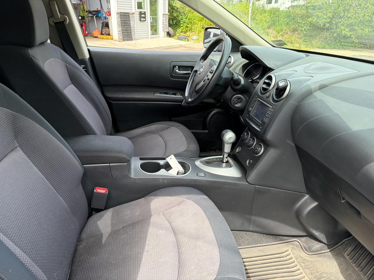 Nissan Rogue SV AWD 2013