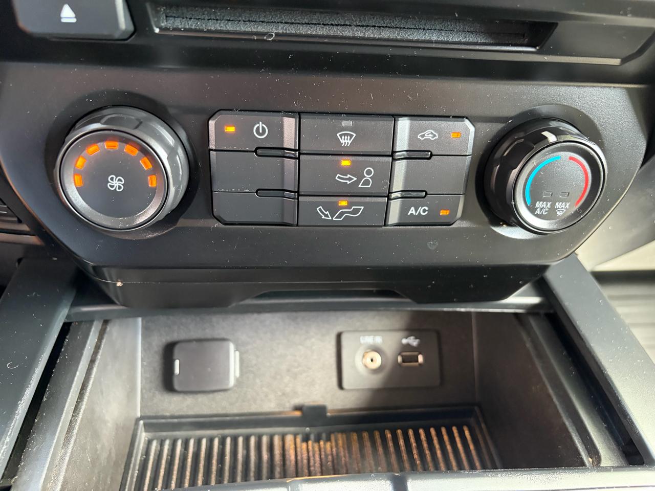 Ford F-150 XL SuperCab 8-ft. Bed 4WD 2015