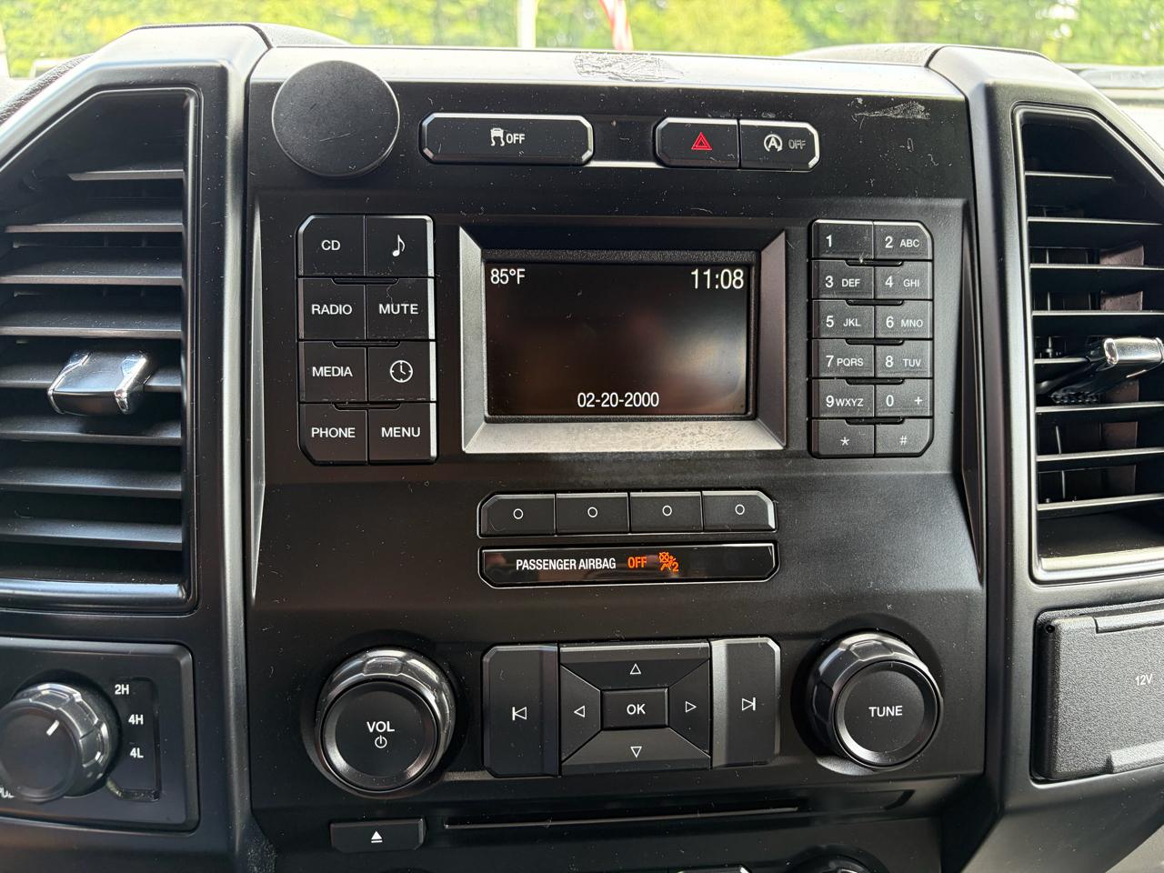 Ford F-150 XL SuperCab 8-ft. Bed 4WD 2015
