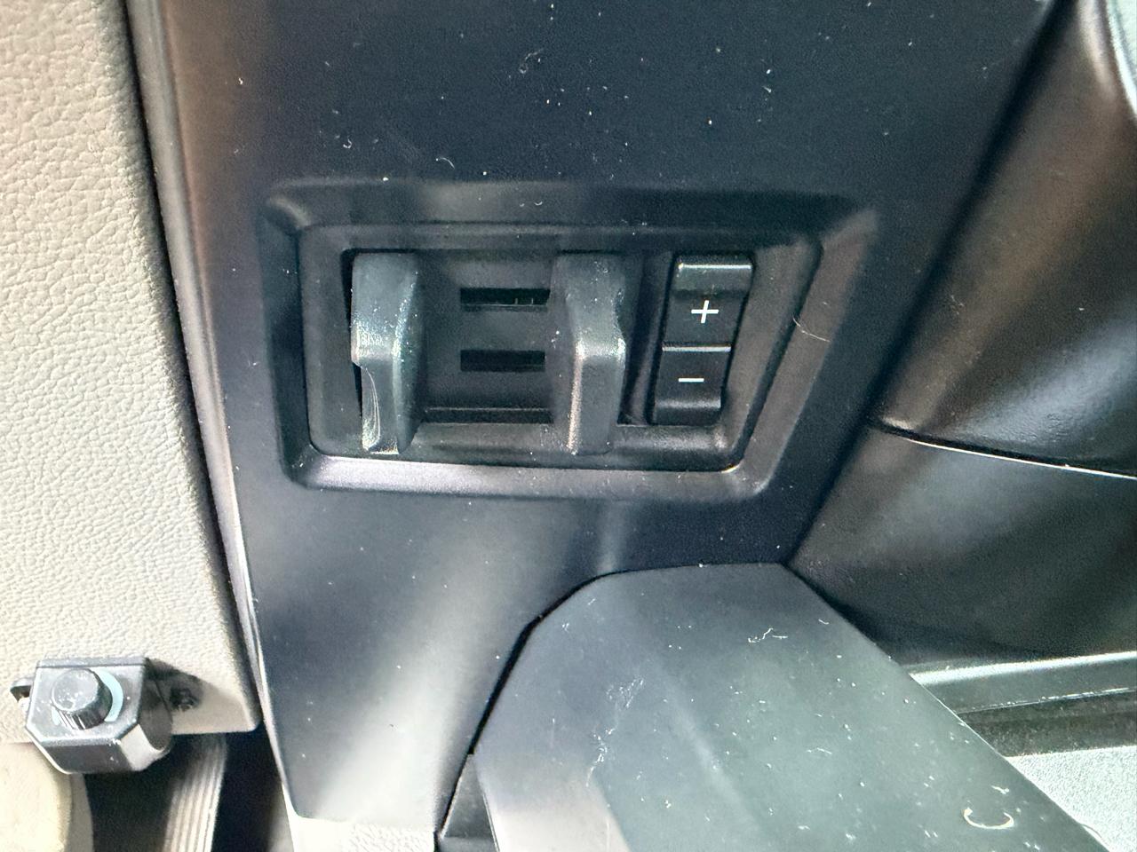 Ford F-150 XL SuperCab 8-ft. Bed 4WD 2015