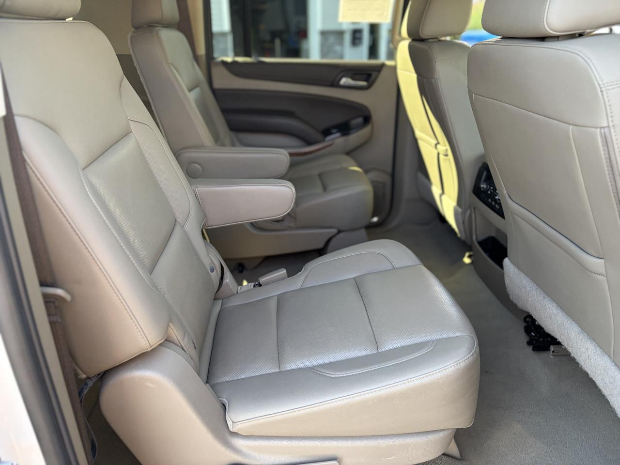Chevrolet Suburban Premier 4WD 2019