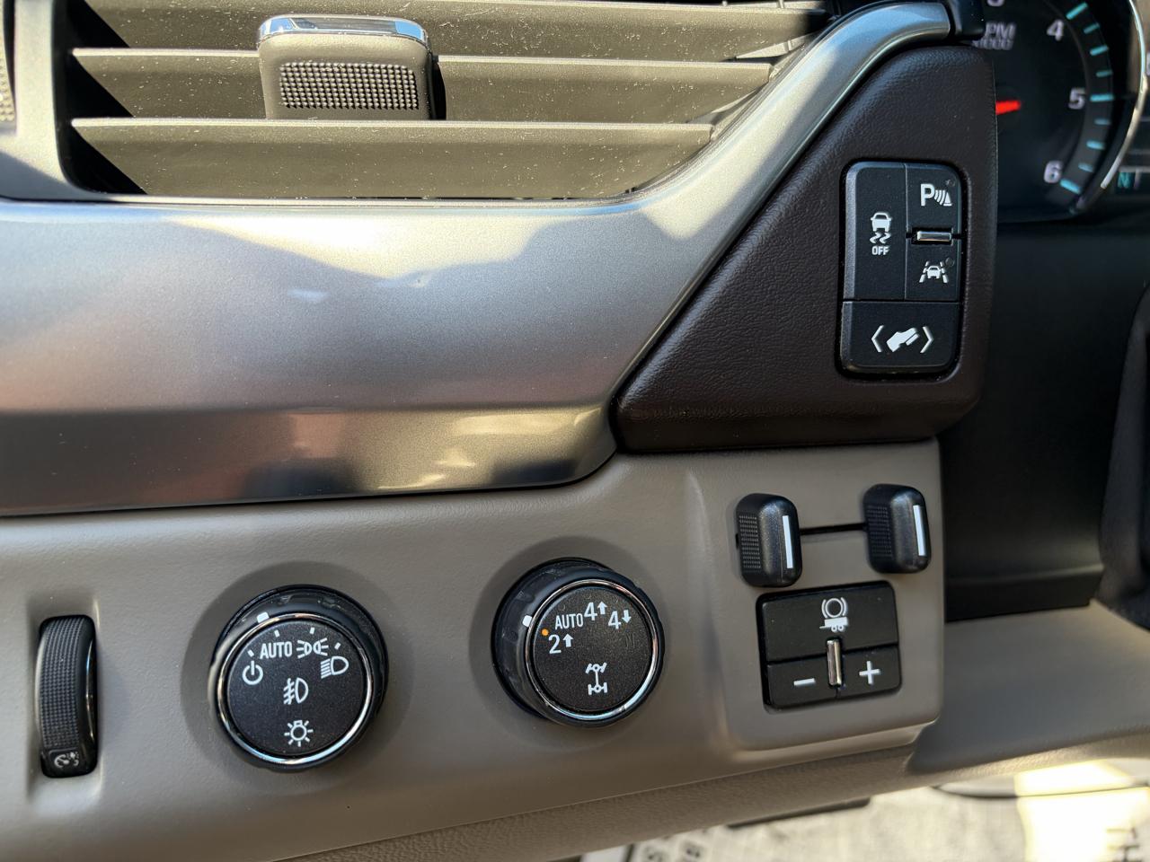 Chevrolet Suburban Premier 4WD 2019