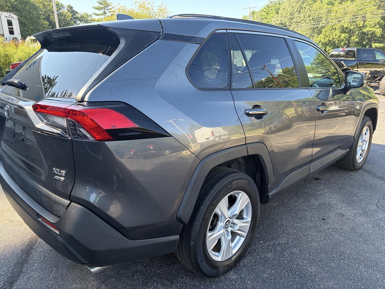 Toyota RAV4 XLE AWD 2020