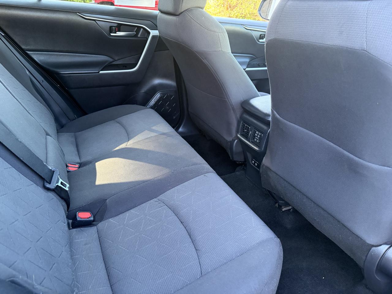 Toyota RAV4 XLE AWD 2020