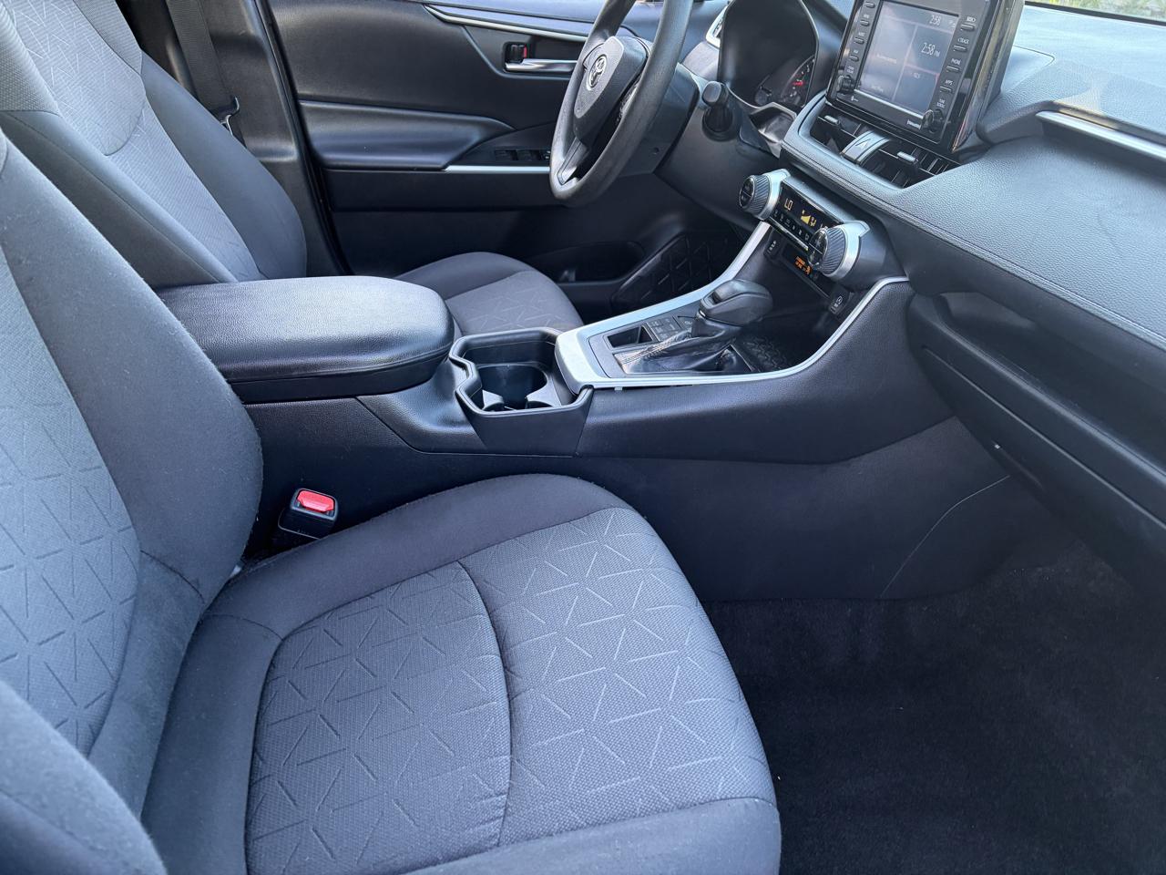 Toyota RAV4 XLE AWD 2020