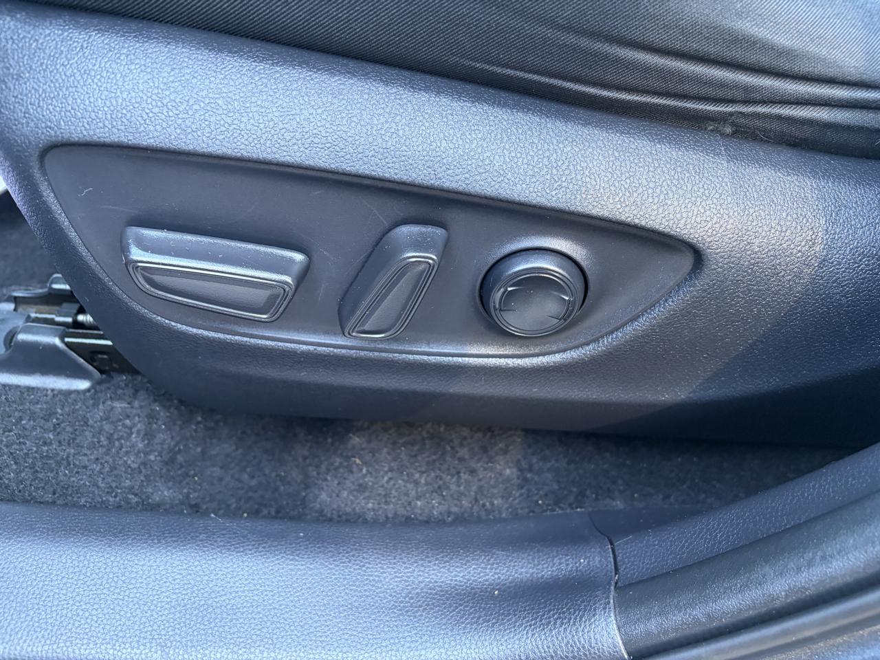 Toyota RAV4 XLE AWD 2020