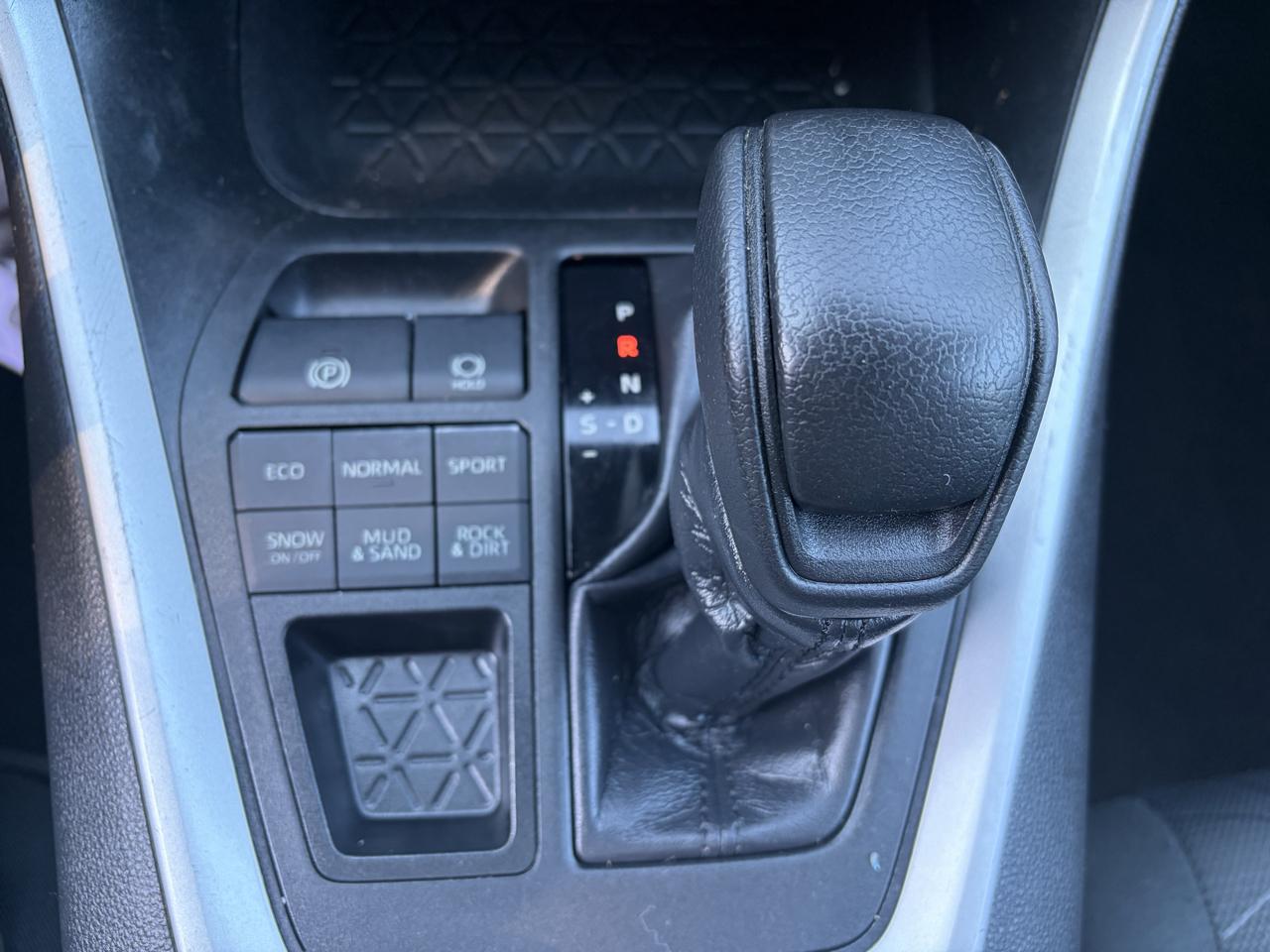 Toyota RAV4 XLE AWD 2020