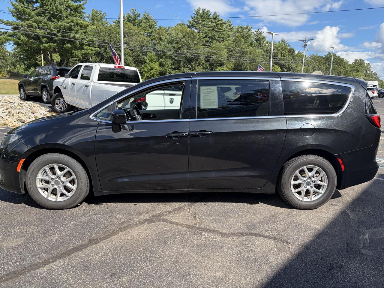Chrysler Voyager LX 2023
