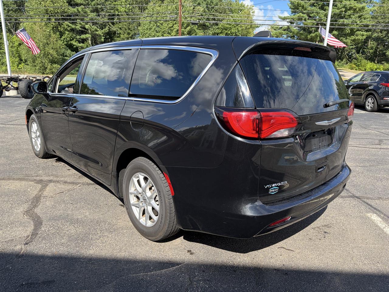 Chrysler Voyager LX 2023