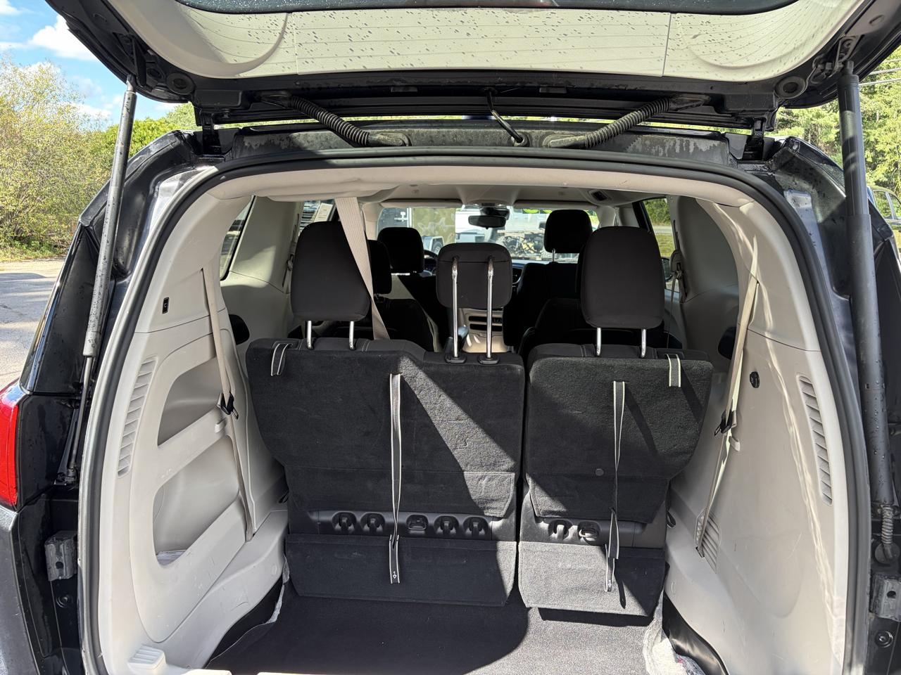 Chrysler Voyager LX 2023