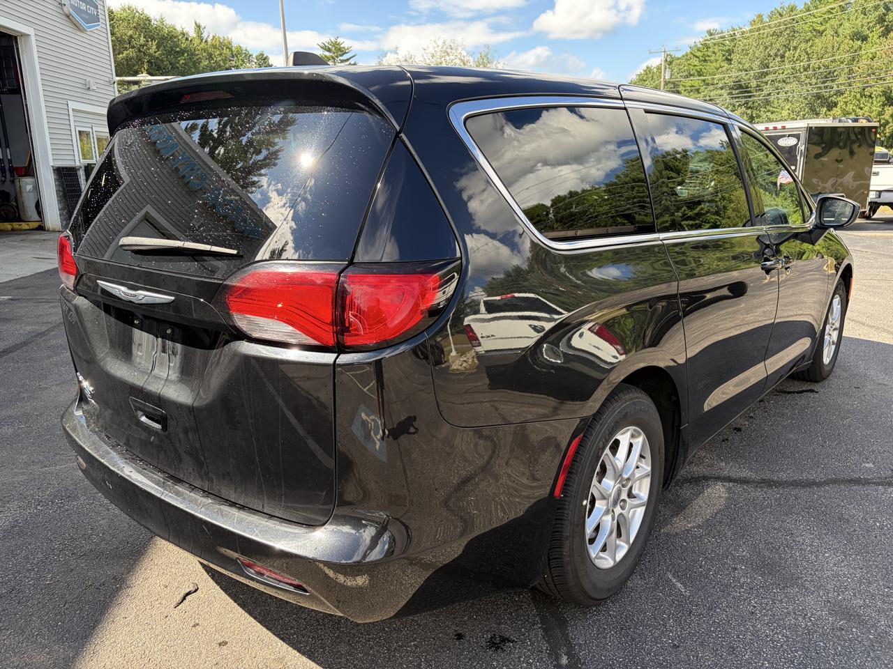 Chrysler Voyager LX 2023