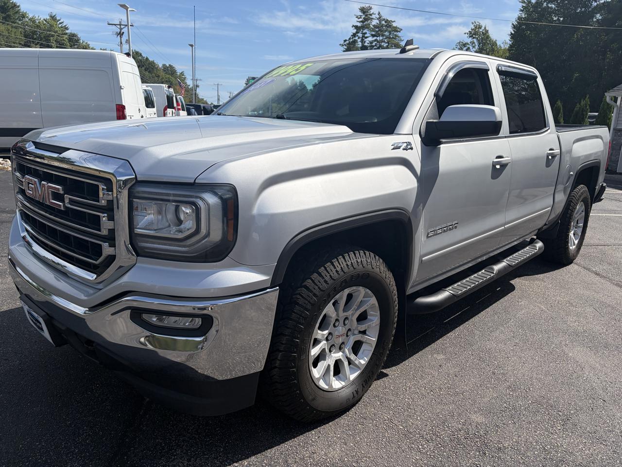 GMC Sierra 1500 SLE Crew Cab Short Box 4WD 2017