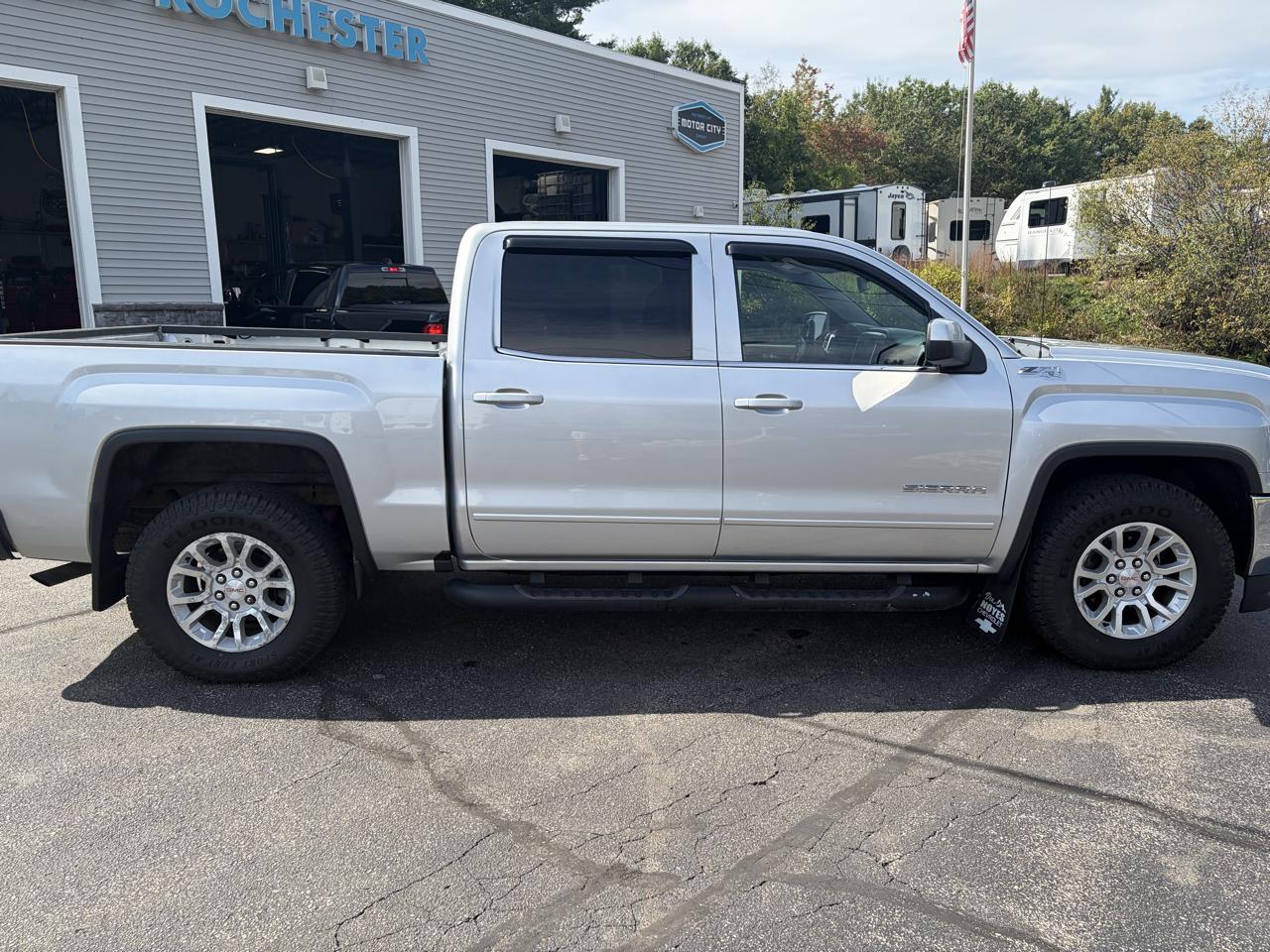 GMC Sierra 1500 SLE Crew Cab Short Box 4WD 2017