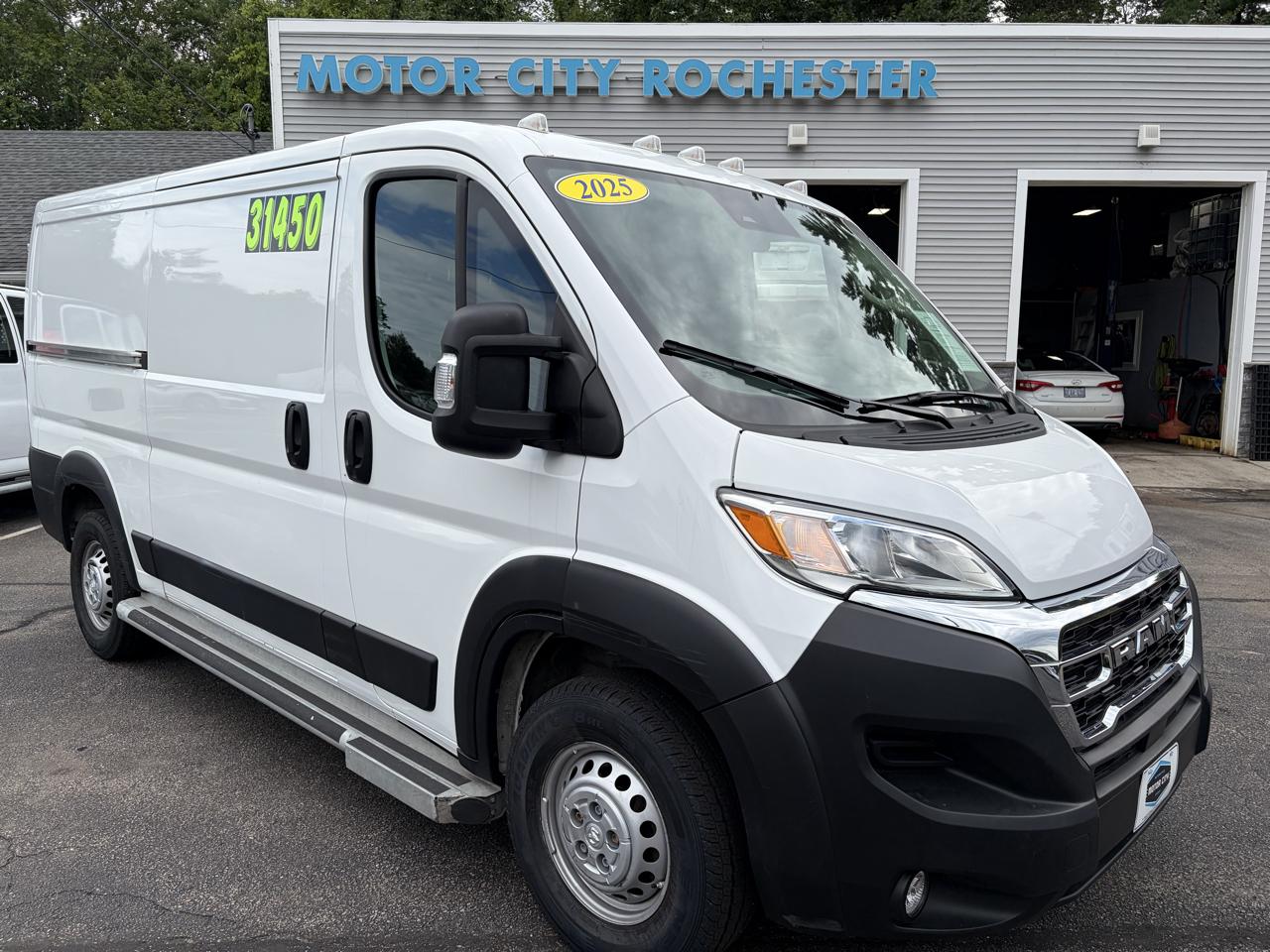 RAM Promaster 2500 Low Roof 2025