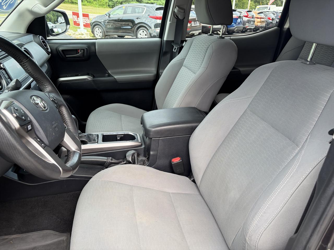 Toyota Tacoma SR5 Double Cab Long Bed V6 6AT 4WD 2019
