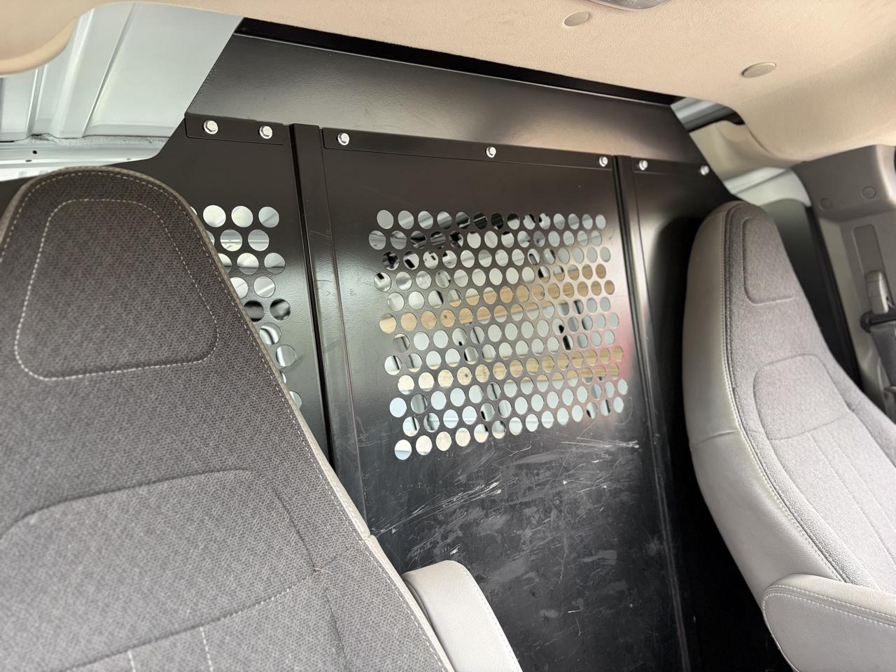 GMC Savana G2500 Cargo 2025
