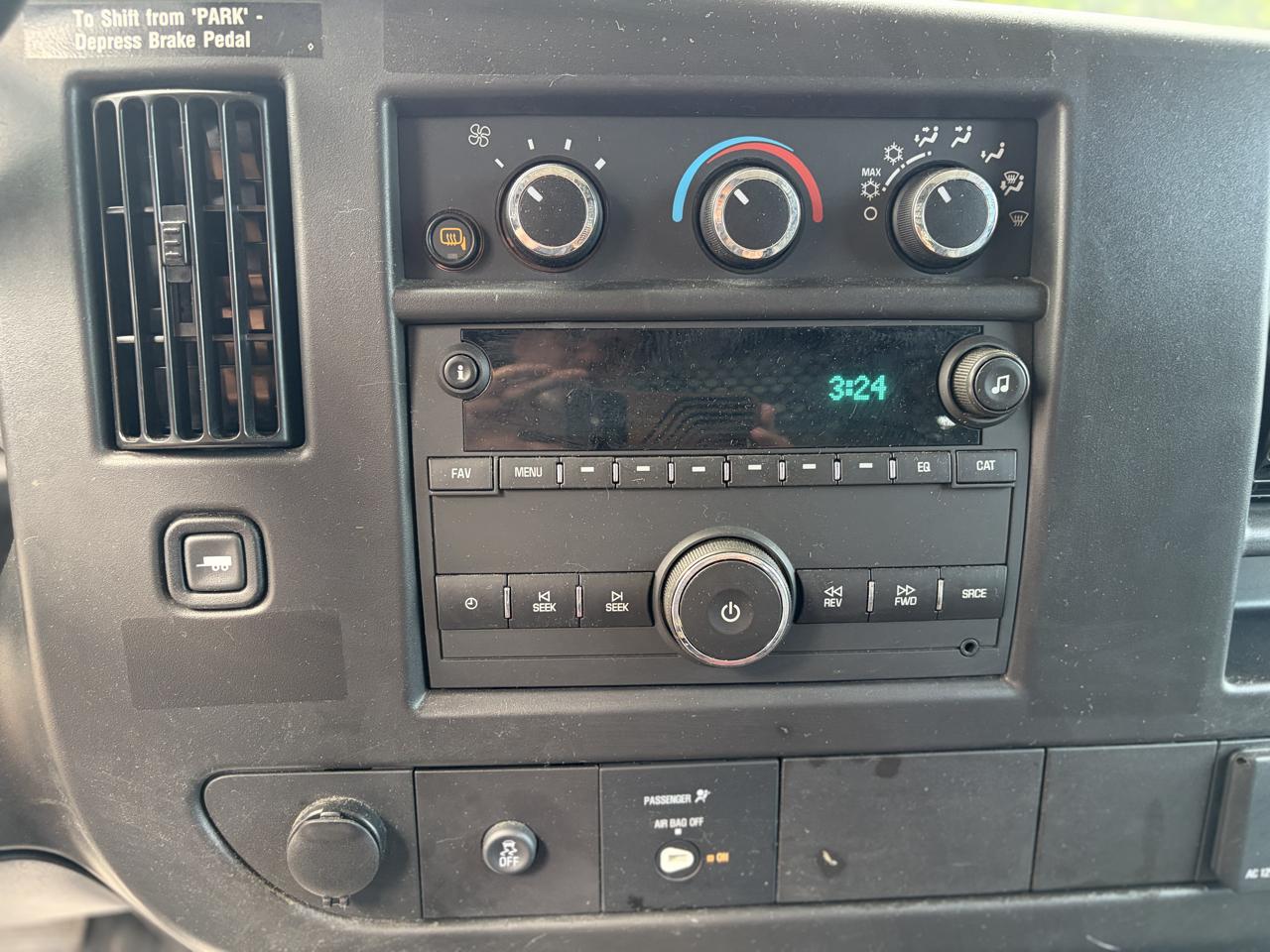 GMC Savana G2500 Cargo 2025