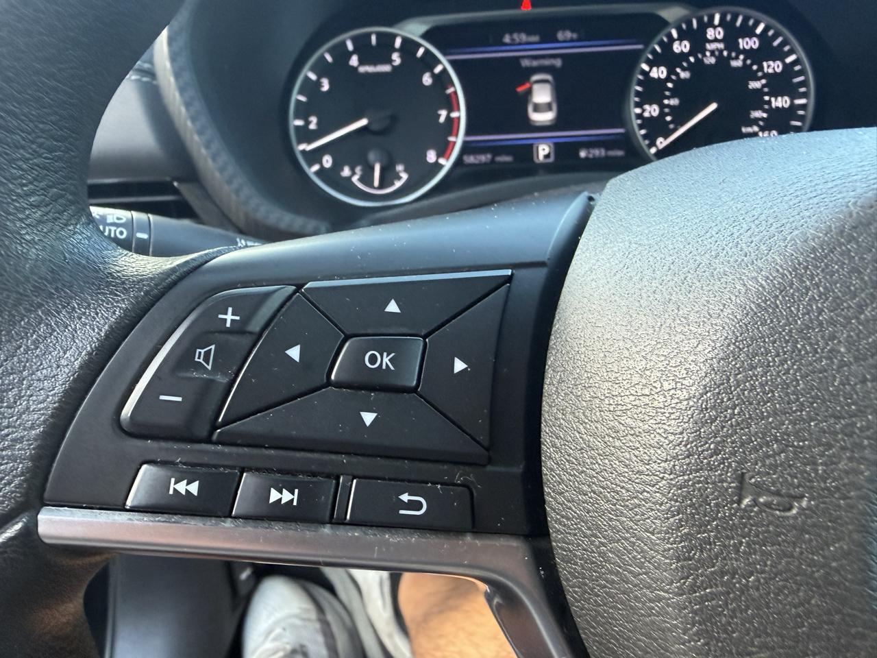 Nissan Sentra SV 2024