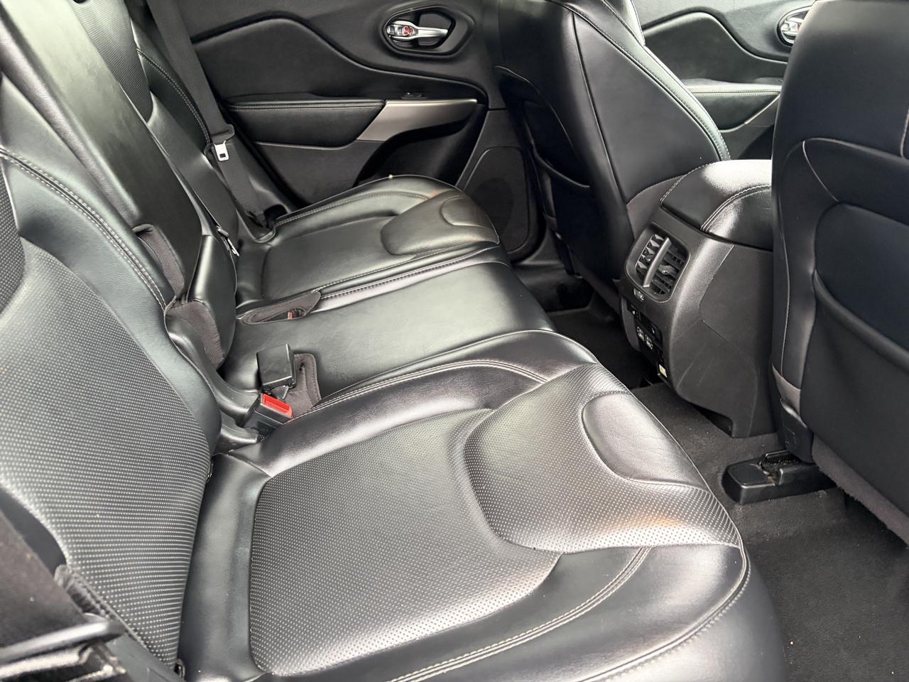 Jeep Cherokee Limited 4WD 2021