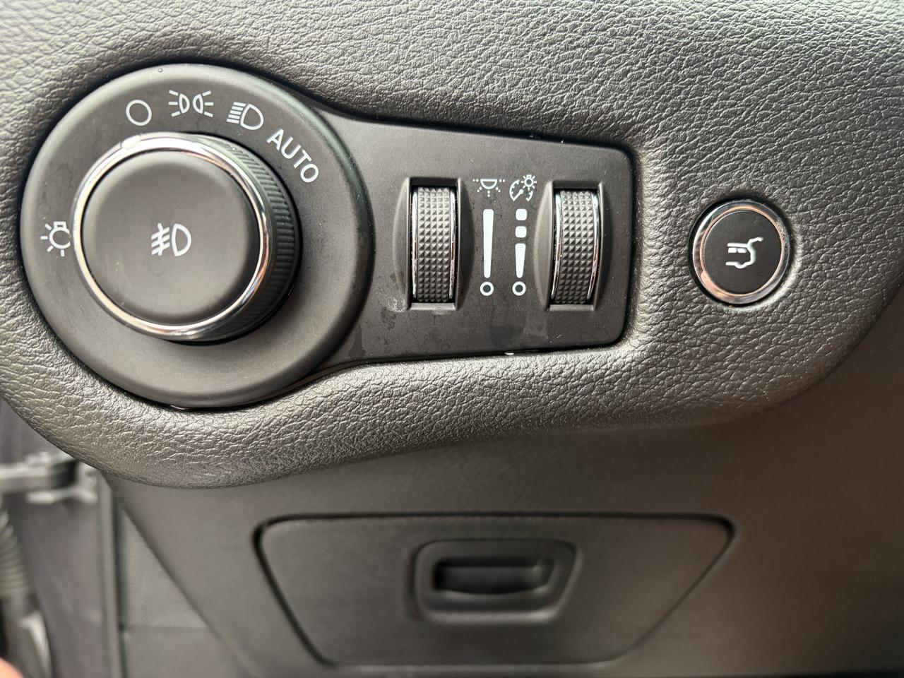 Jeep Cherokee Limited 4WD 2021