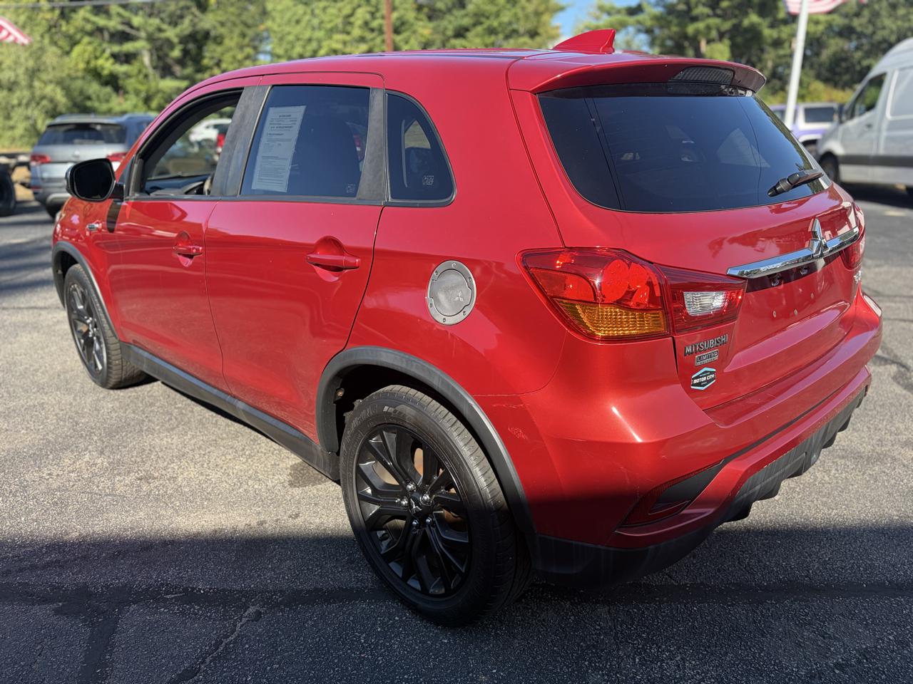 Mitsubishi Outlander Sport 2.0 ES 4WD CVT 2018