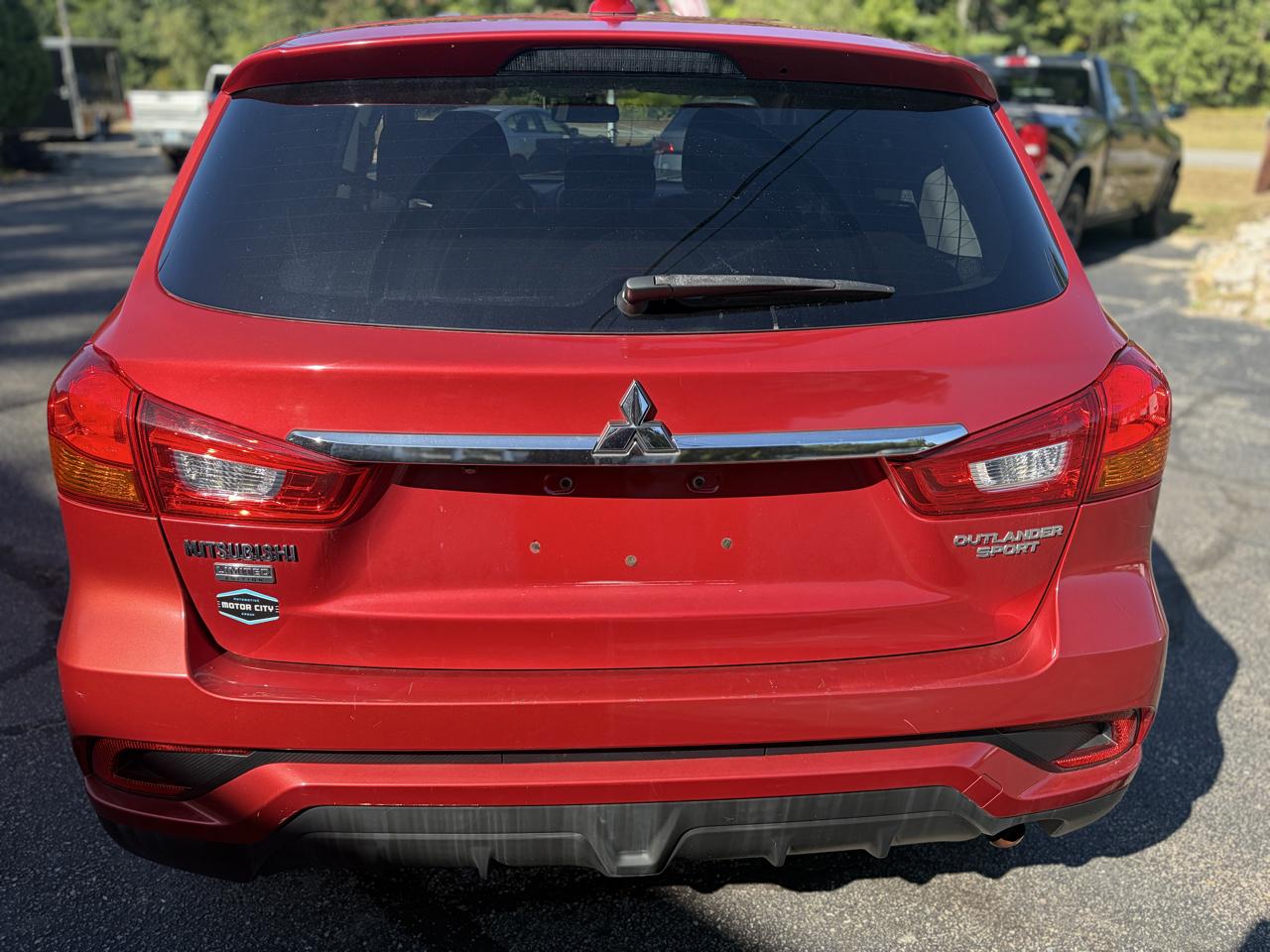 Mitsubishi Outlander Sport 2.0 ES 4WD CVT 2018