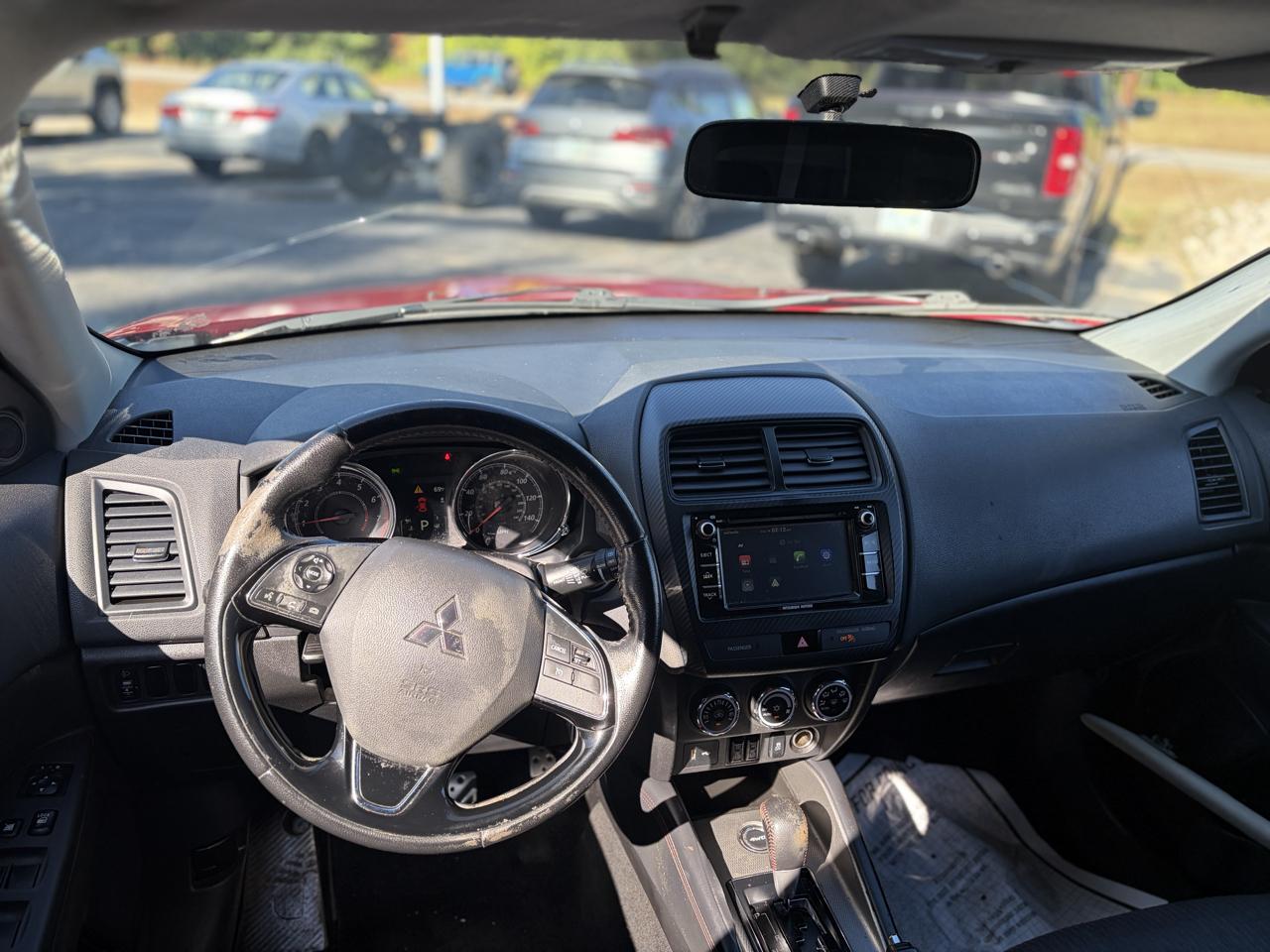 Mitsubishi Outlander Sport 2.0 ES 4WD CVT 2018