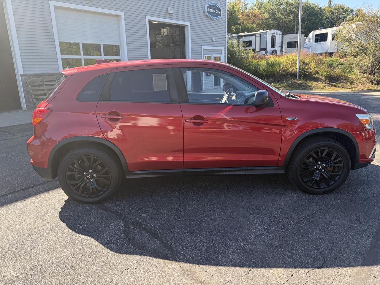 Mitsubishi Outlander Sport 2.0 ES 4WD CVT 2018