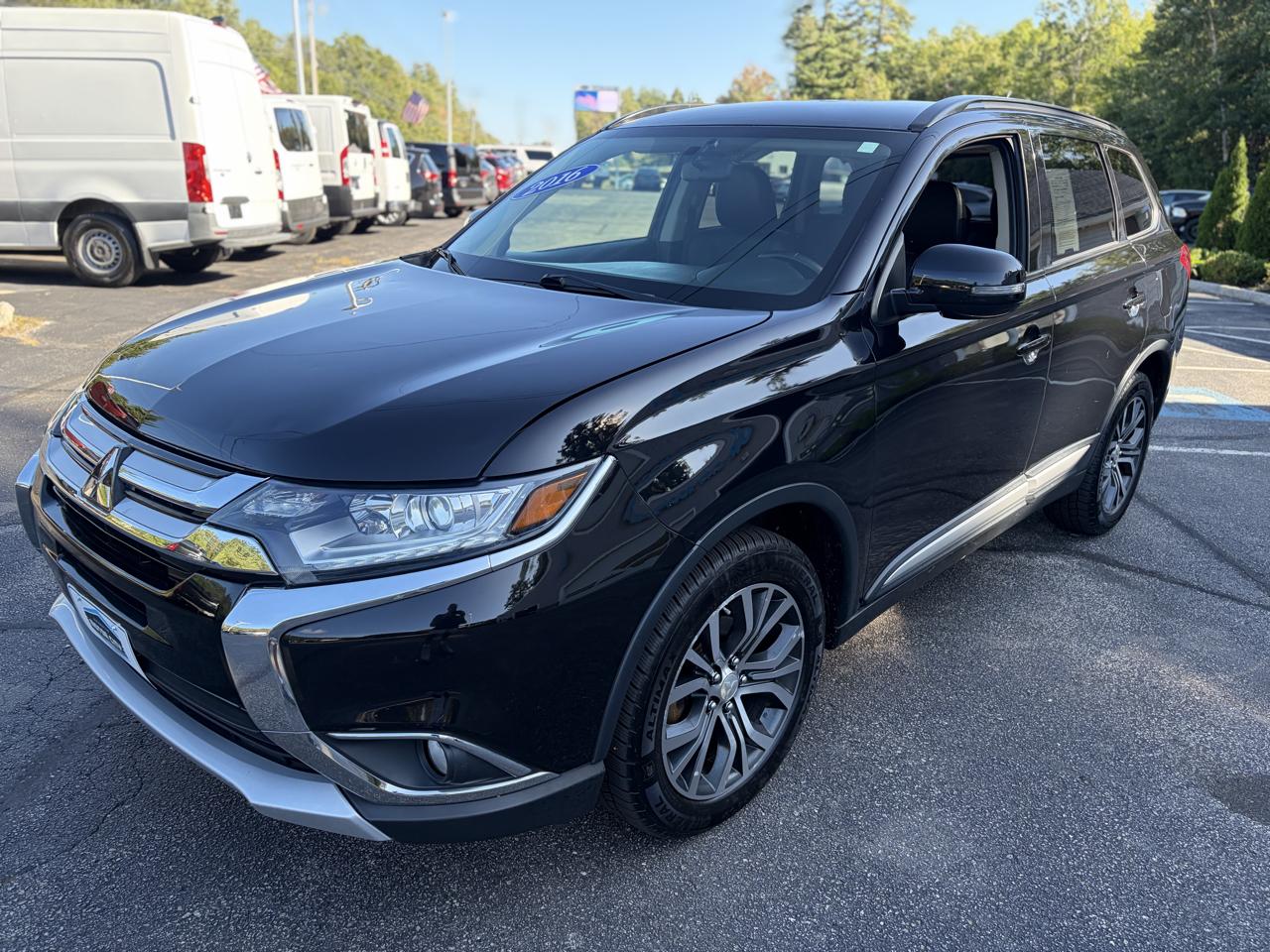 Mitsubishi Outlander SE AWD 2016