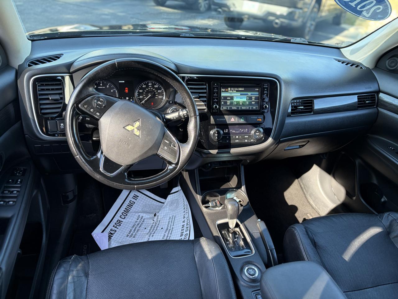 Mitsubishi Outlander SE AWD 2016