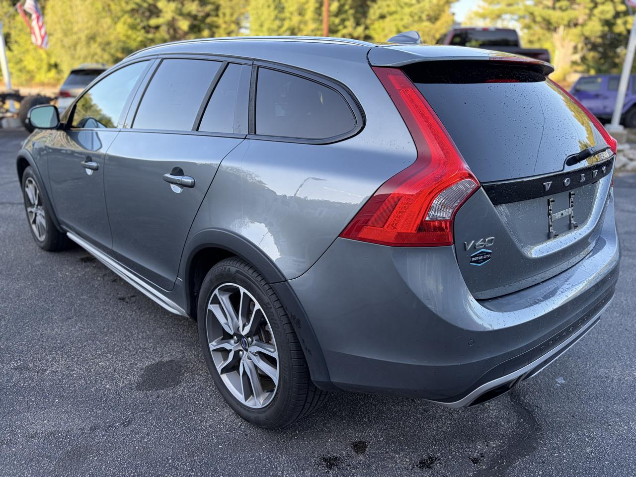 Volvo V60 Cross Country T5 2016