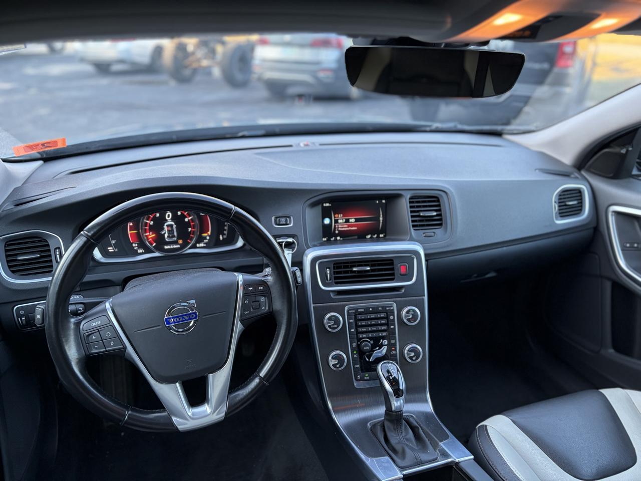Volvo V60 Cross Country T5 2016
