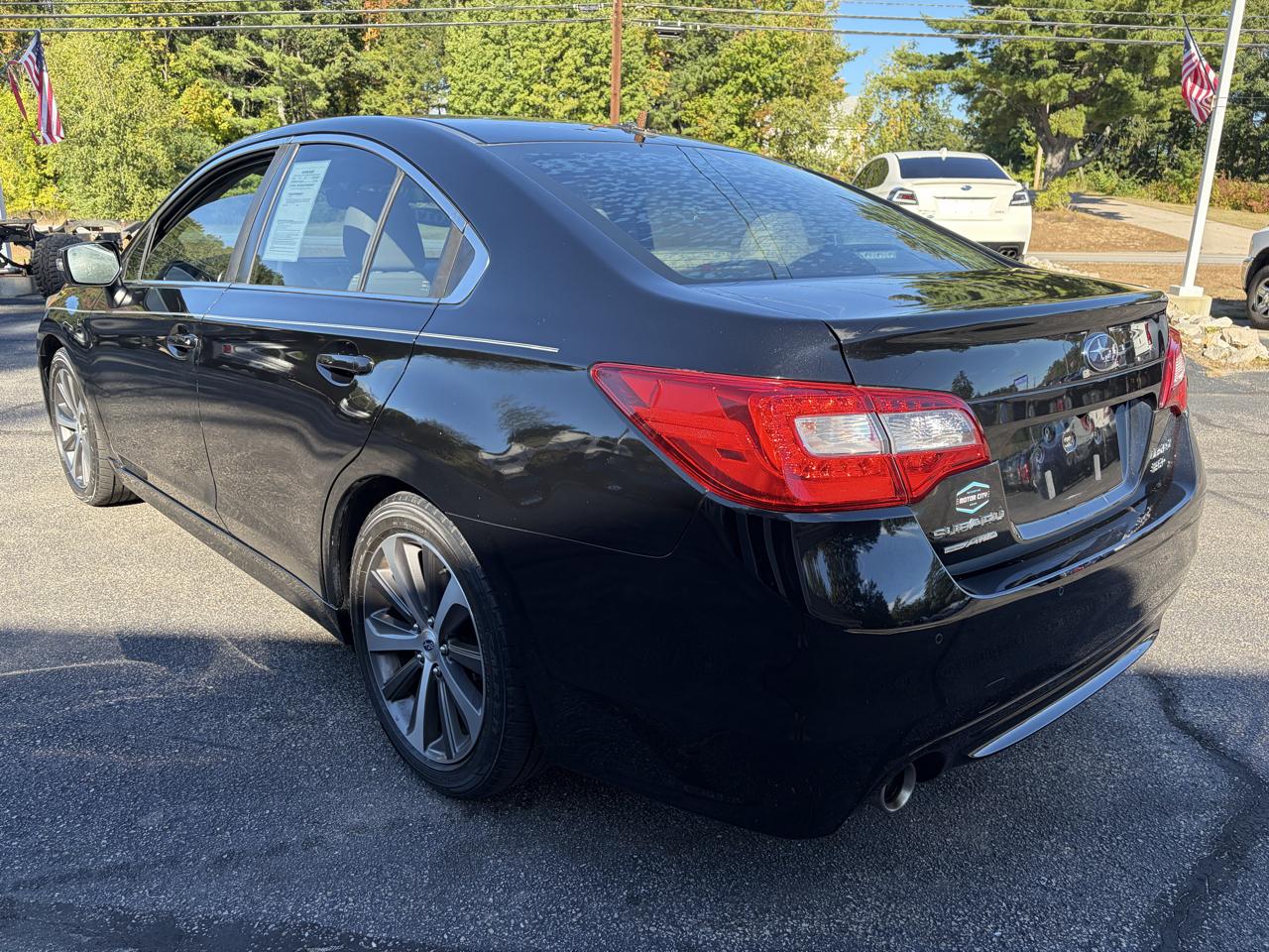 Subaru Legacy 3.6R Limited 2017