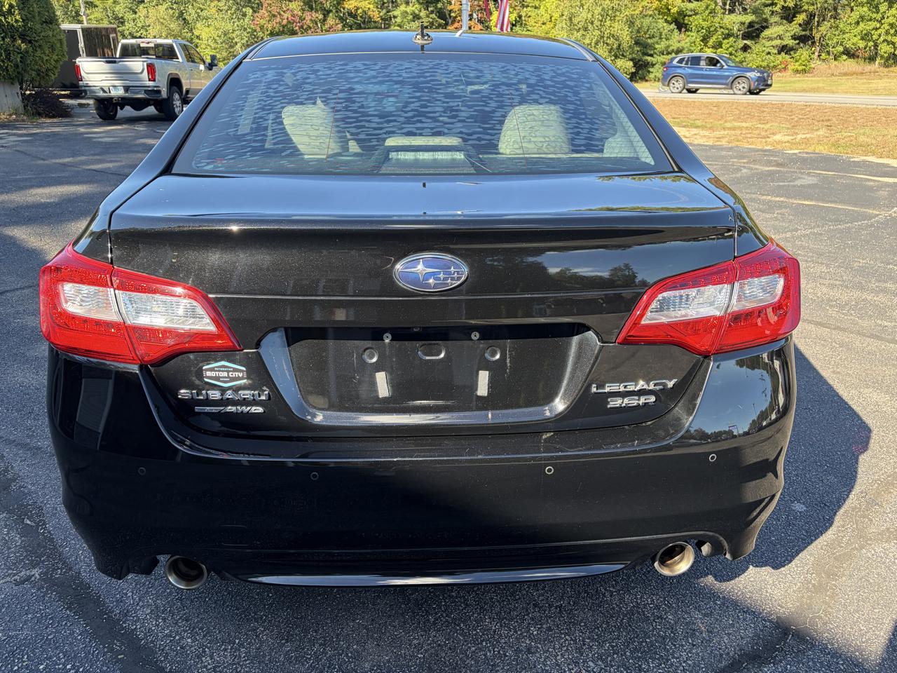 Subaru Legacy 3.6R Limited 2017