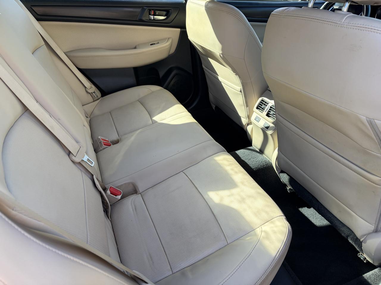 Subaru Legacy 3.6R Limited 2017