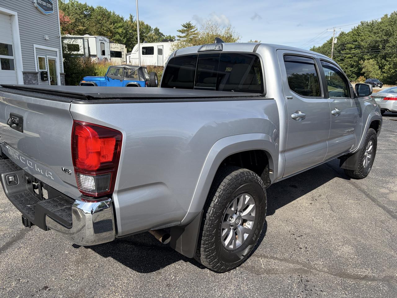Toyota Tacoma SR5 Double Cab Long Bed V6 6AT 4WD 2018