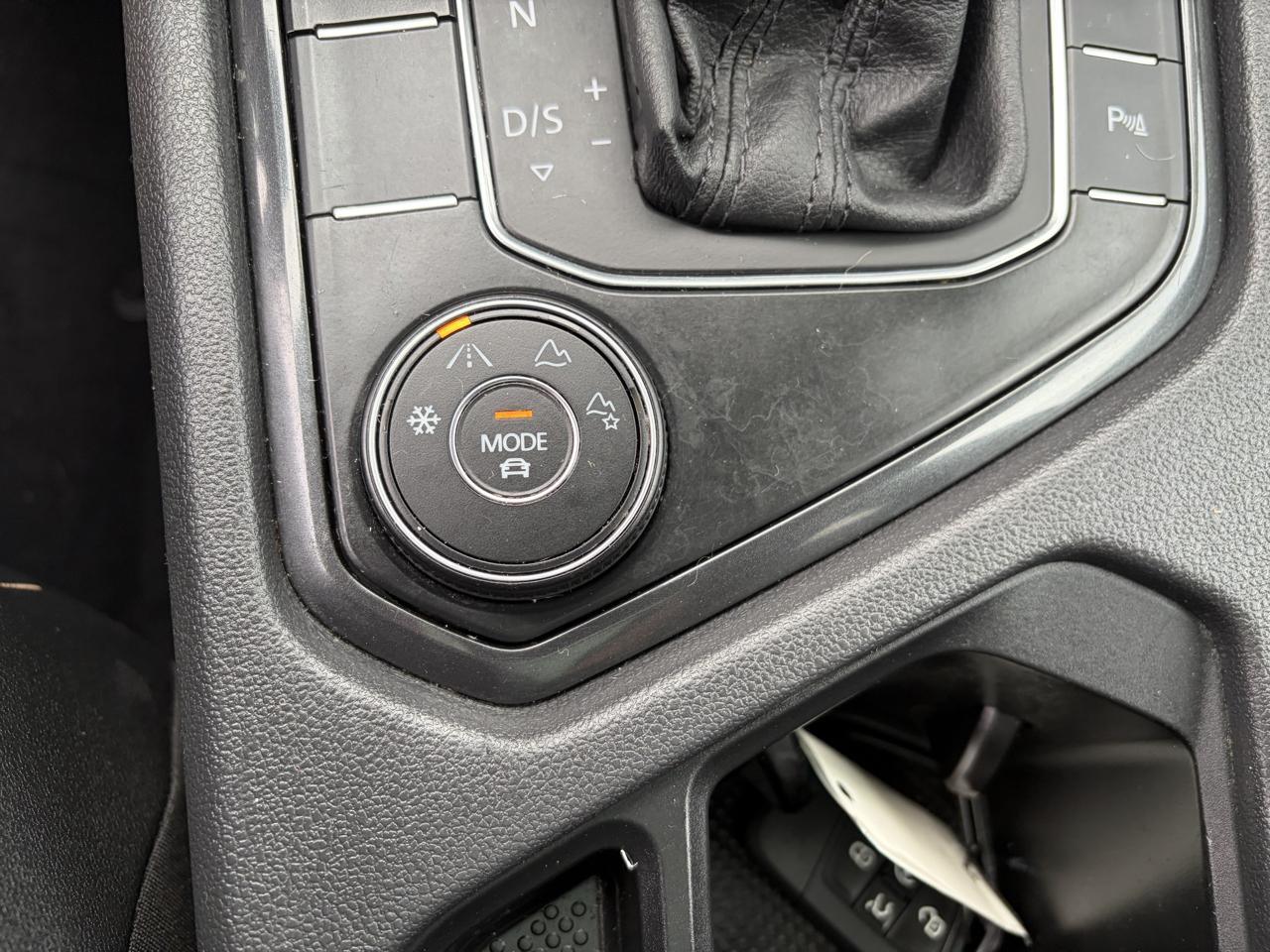 Volkswagen Tiguan SE 4Motion AWD 2019