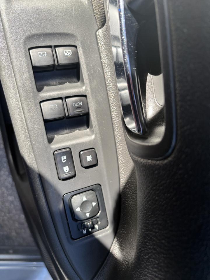 Mitsubishi Outlander SE 2WD 2016