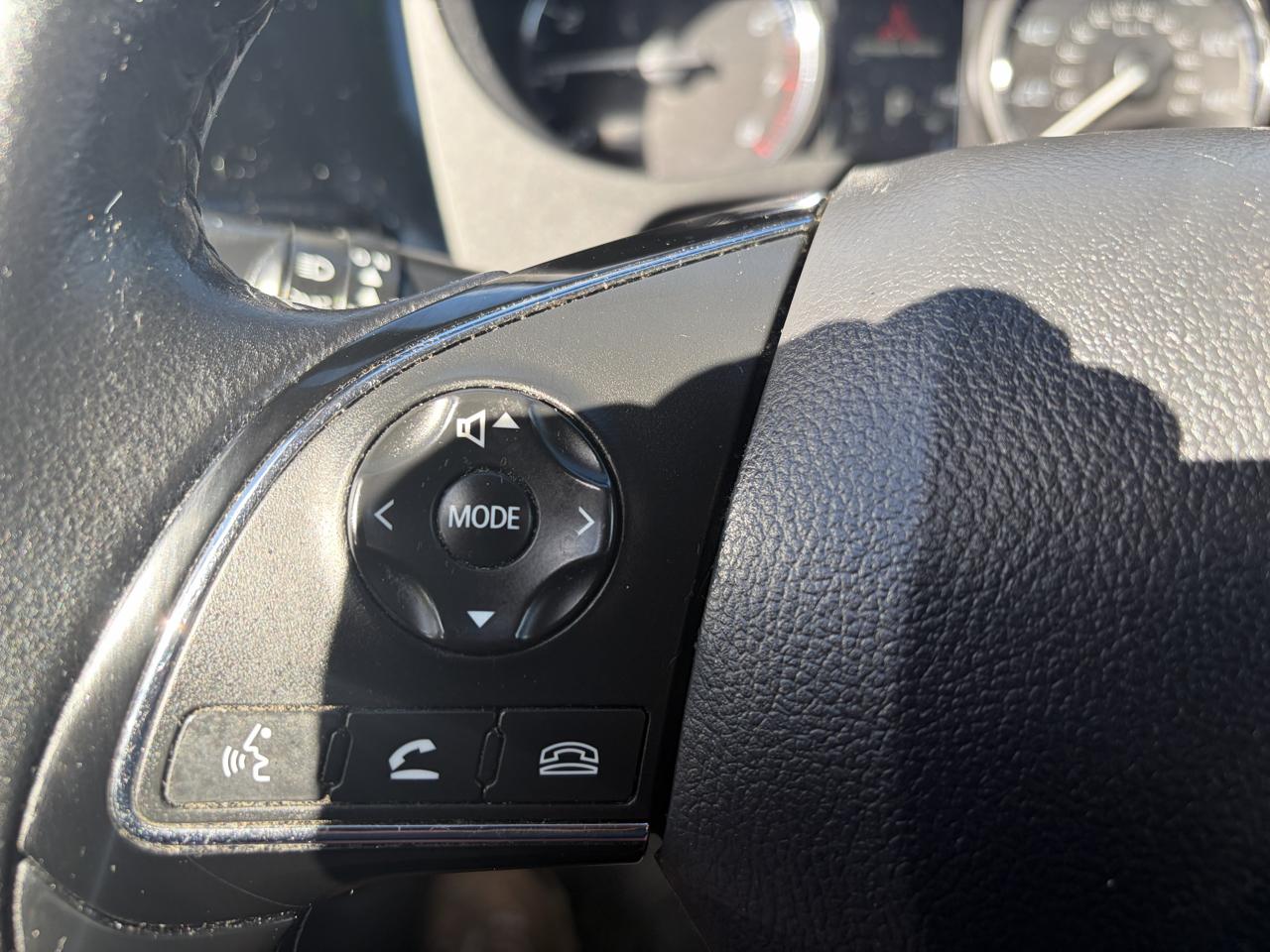 Mitsubishi Outlander SE 2WD 2016