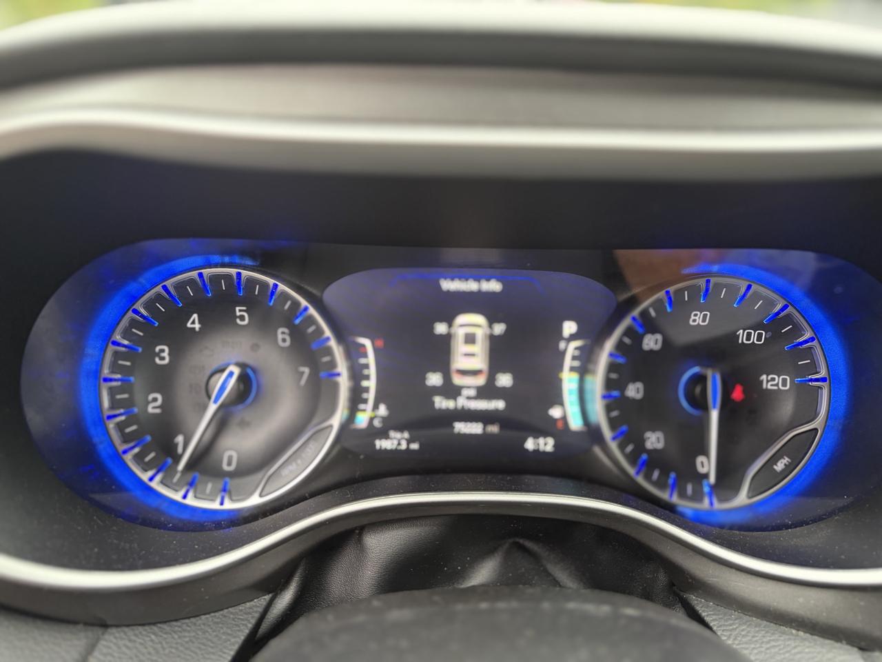 Chrysler Pacifica Touring L 2024