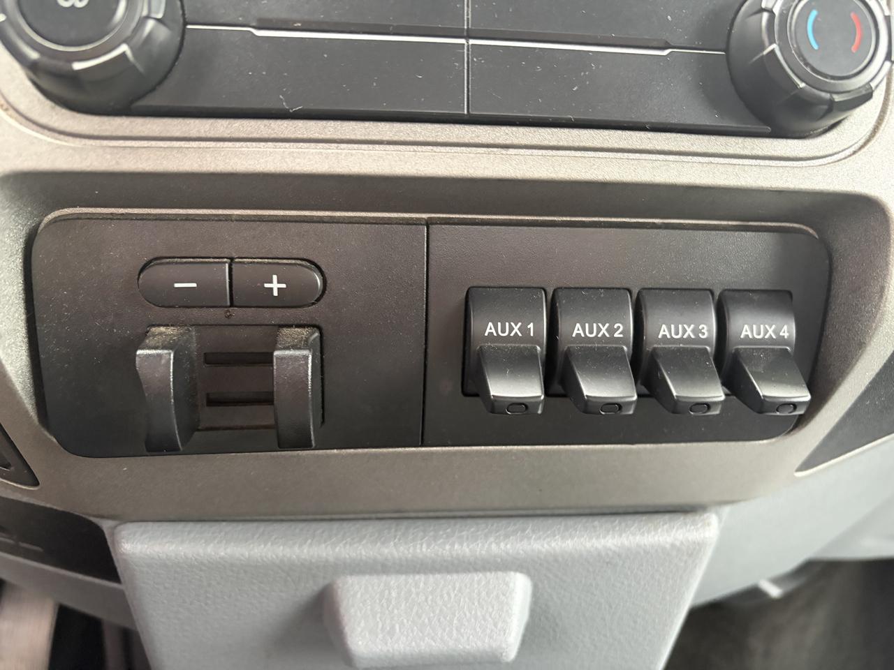 Ford F-350 SD XL 4WD 2016