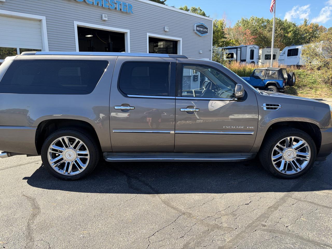 Cadillac Escalade ESV AWD Luxury 2012
