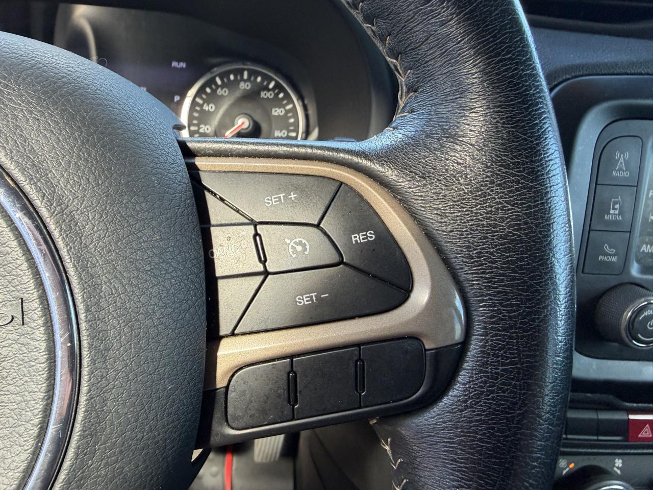 Jeep Renegade Limited 4WD 2015