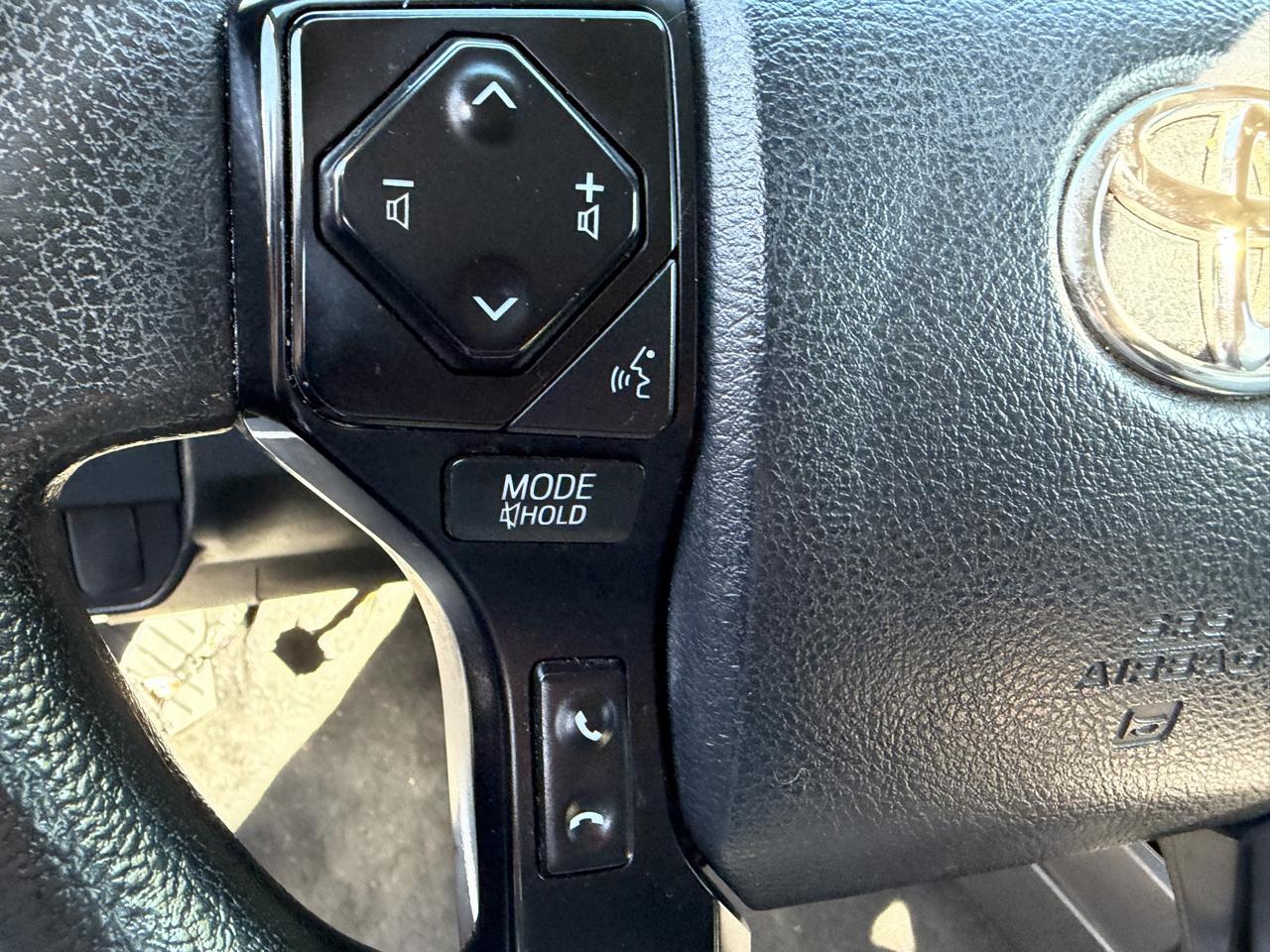 Toyota Tacoma SR5 Access Cab I4 6AT 2WD 2023
