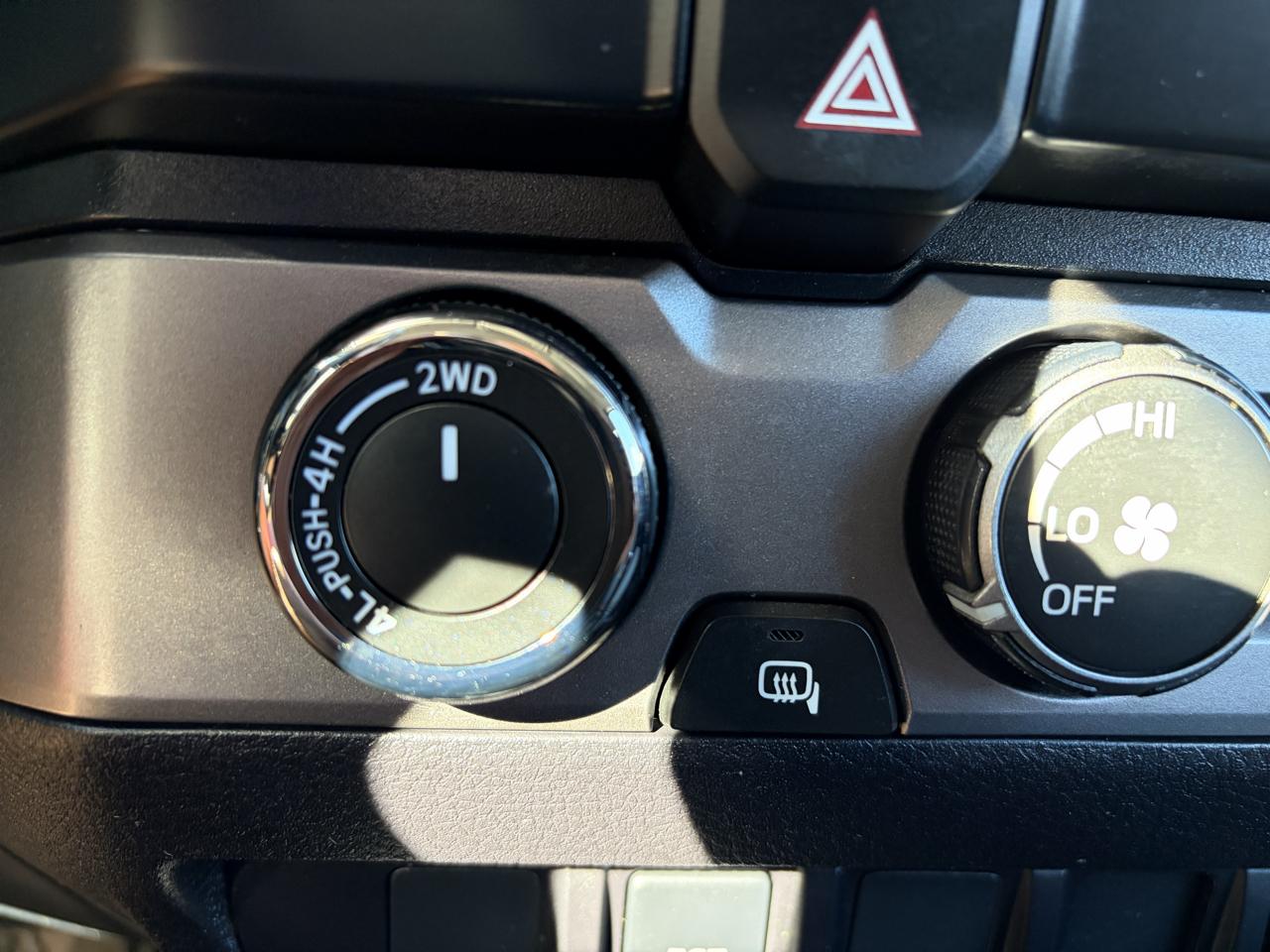 Toyota Tacoma SR5 Access Cab I4 6AT 2WD 2023